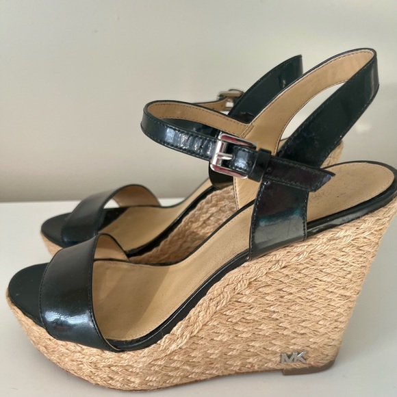 Michael Kors Sandals - Picture 3 of 3